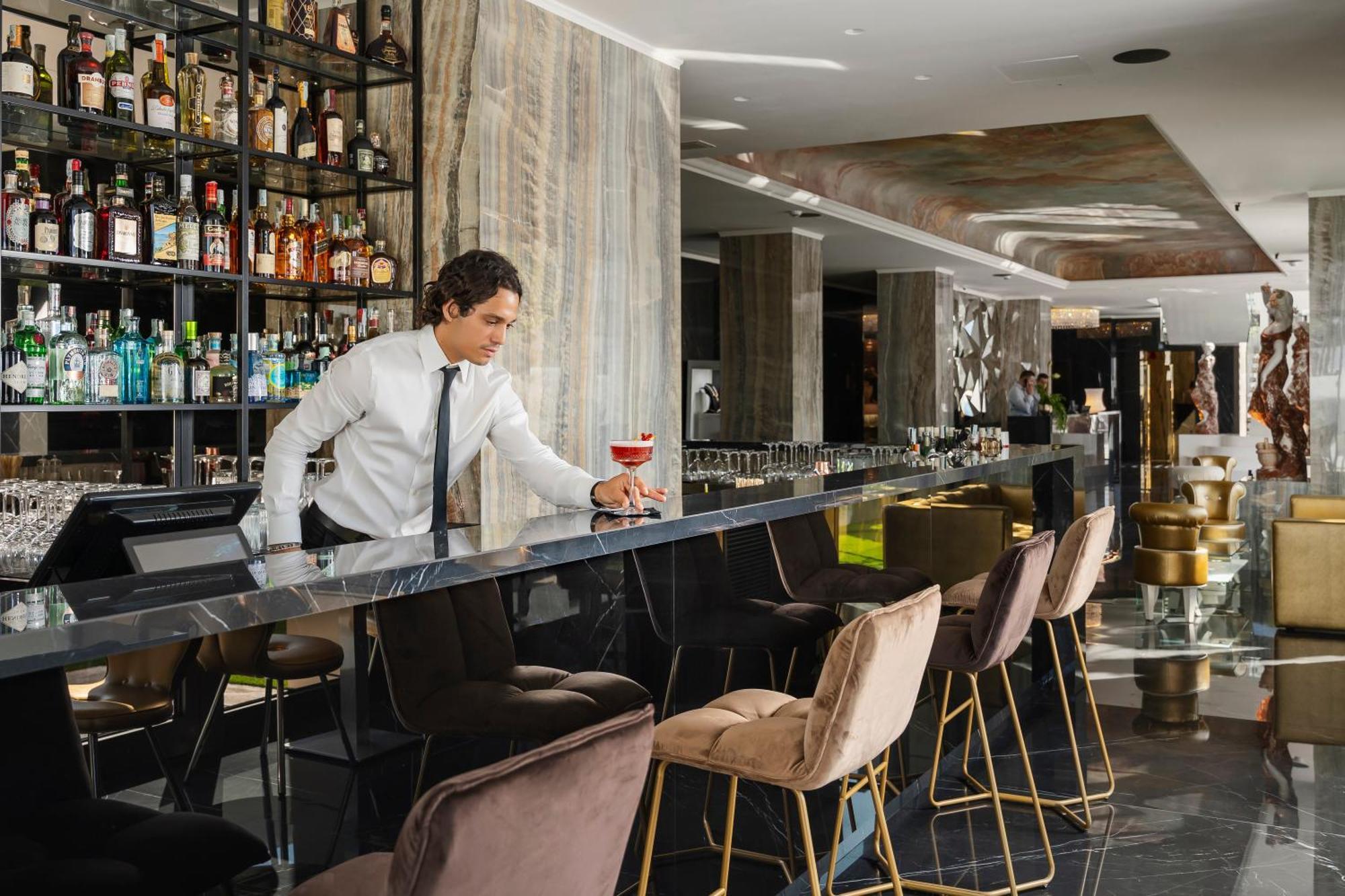 The Promenade Luxury Wellness Hotel Riccione Exteriör bild