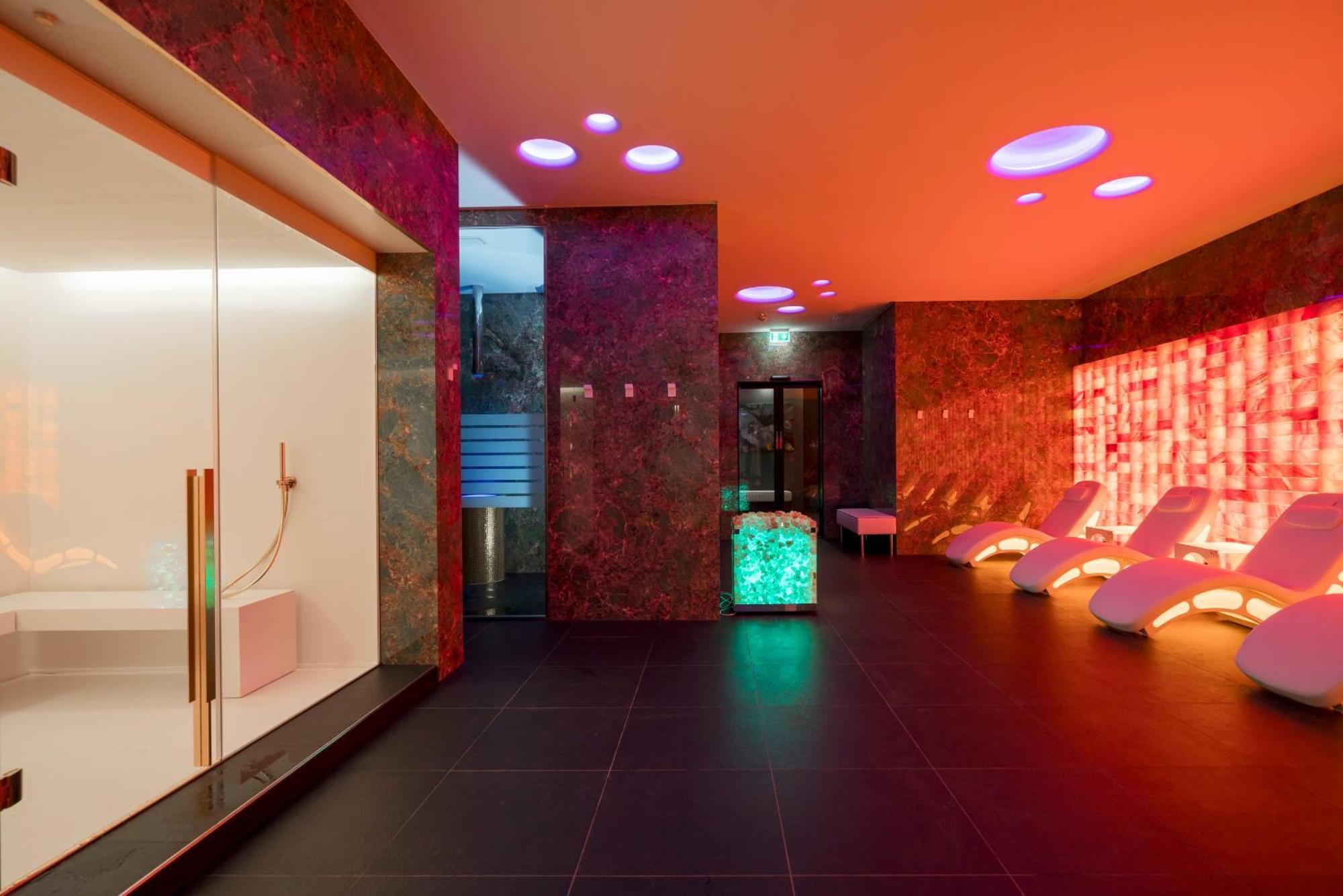 The Promenade Luxury Wellness Hotel Riccione Exteriör bild
