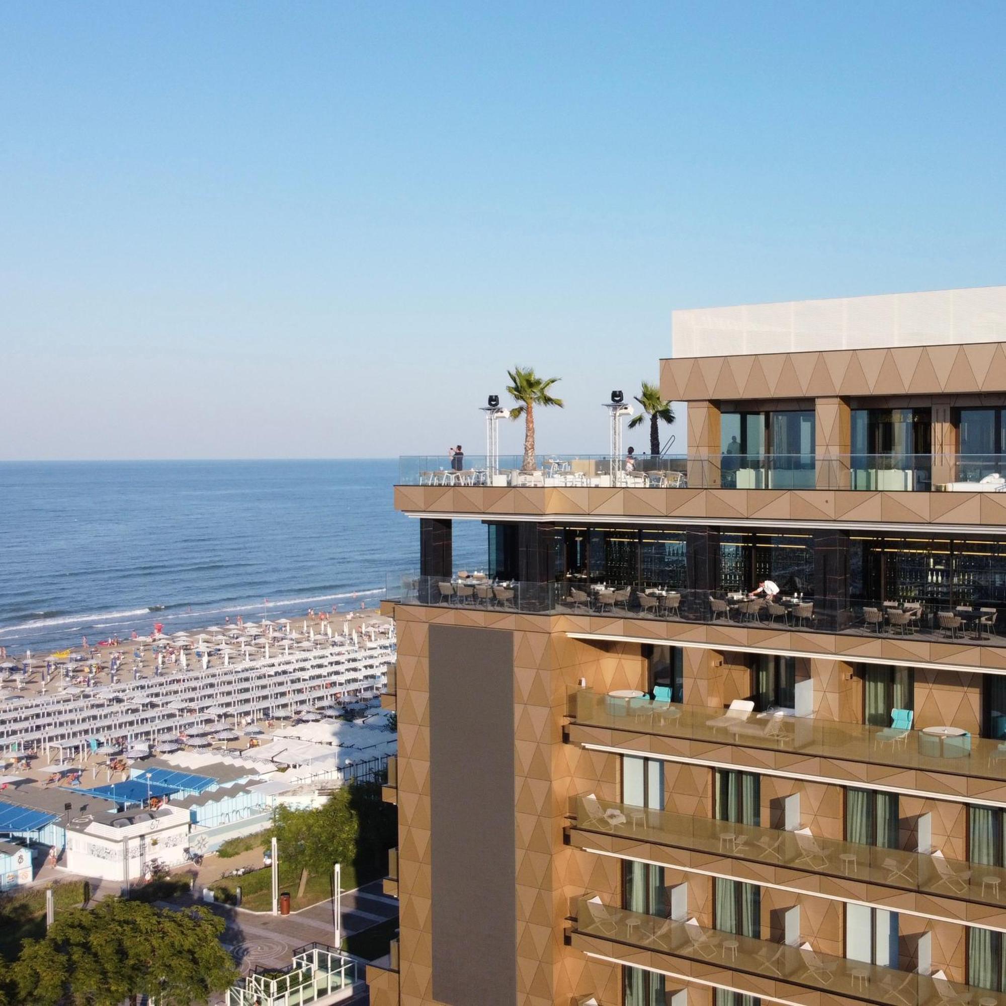 The Promenade Luxury Wellness Hotel Riccione Exteriör bild